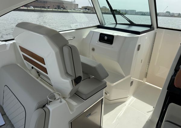 Pursuit DC-306-DUAL-CONSOLE image