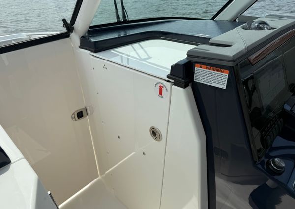 Pursuit DC-306-DUAL-CONSOLE image