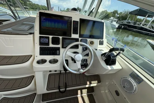 Wellcraft 340 Coastal image