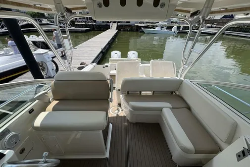 Wellcraft 340 Coastal image