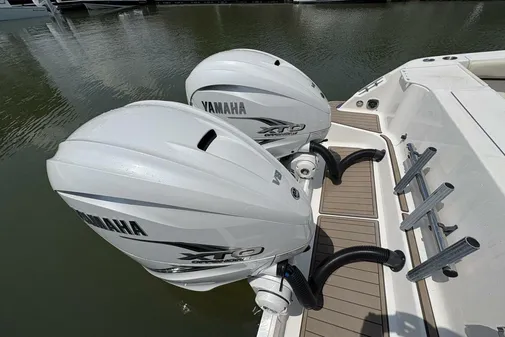 Wellcraft 340 Coastal image