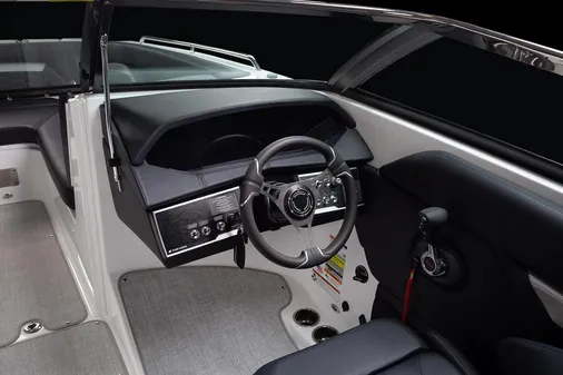 Four-winns HD5 image