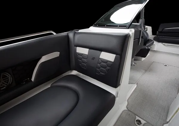 Four-winns HD8 image