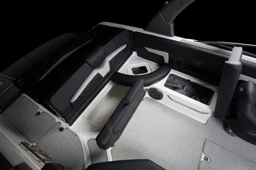 Four-winns HD8 image