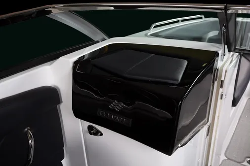 Four-winns HD8 image