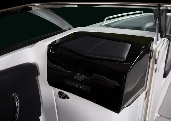 Four-winns HD8 image