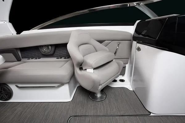 Four-winns HD8-OB image