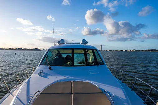 Cruisers Yachts 540 Sports Coupe image