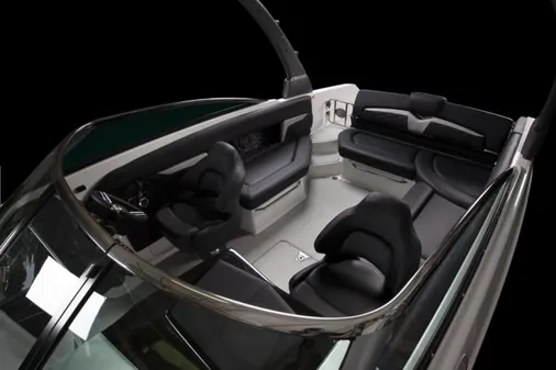 Four-winns HD8-SURF image