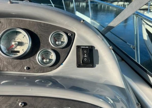 Maxum 2700-SCR image