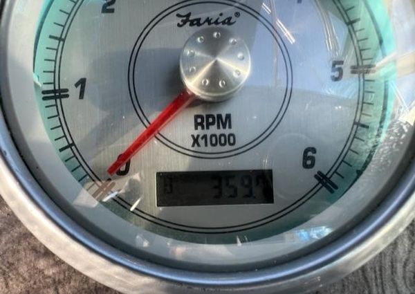 Maxum 2700-SCR image