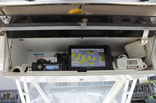 Mirage 34 Walk Around image