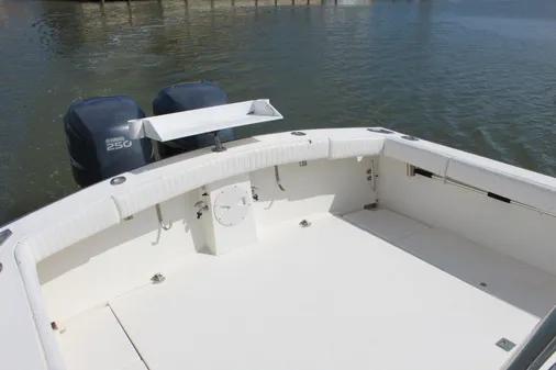 Mirage 34 Walk Around image