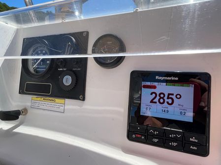 Beneteau 423 image