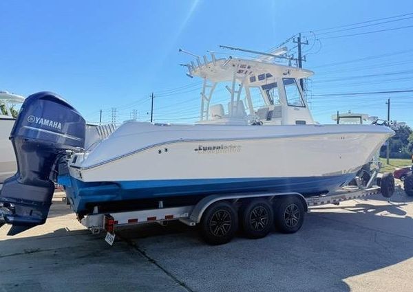 Everglades 325-CENTER-CONSOLE image