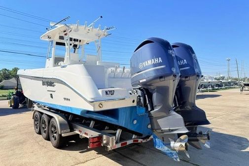 Everglades 325-CENTER-CONSOLE image