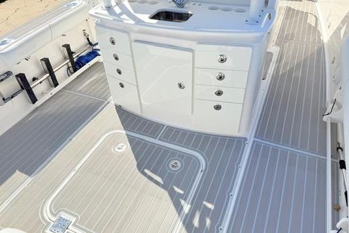 Everglades 325-CENTER-CONSOLE image