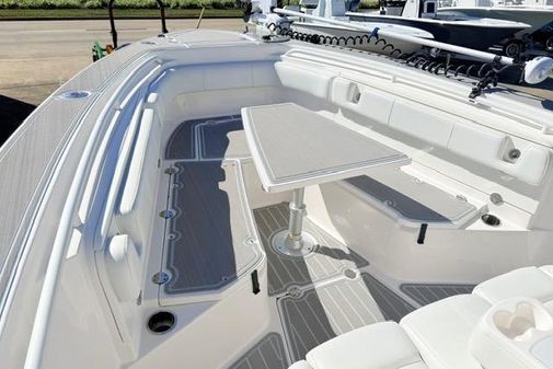 Everglades 325-CENTER-CONSOLE image