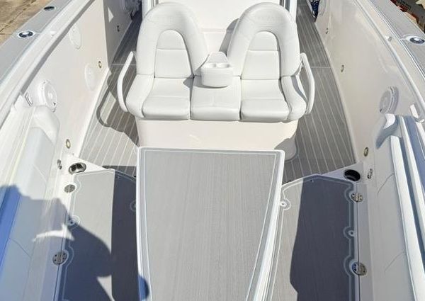 Everglades 325-CENTER-CONSOLE image