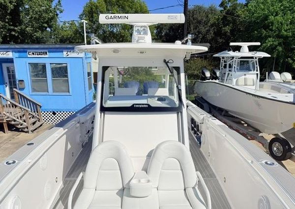 Everglades 325-CENTER-CONSOLE image