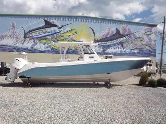 Everglades 355 Center Console - main image