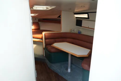 Wellcraft 3200 Martinique image