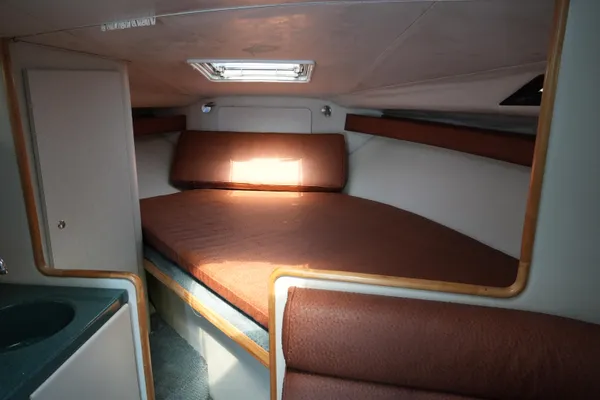 Wellcraft 3200 Martinique image