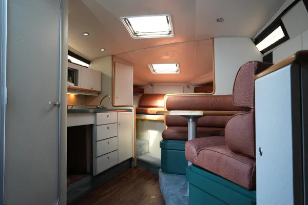 Wellcraft 3200 Martinique image