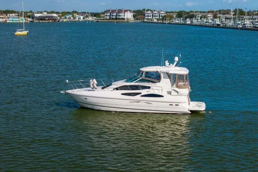 Cruisers Yachts 455 Express Motoryacht 