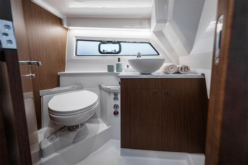 Beneteau ANTARES-9 image