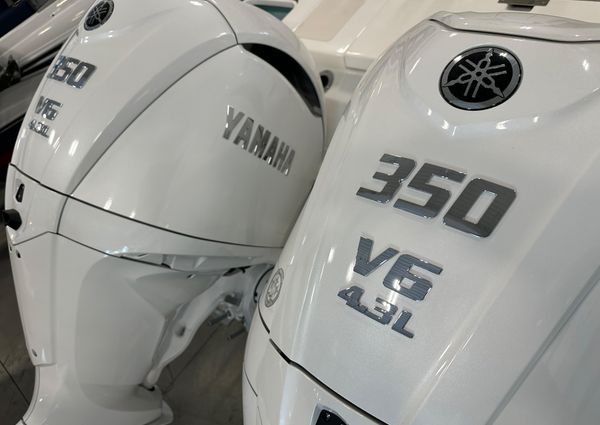 Pursuit OS-325-OFFSHORE image