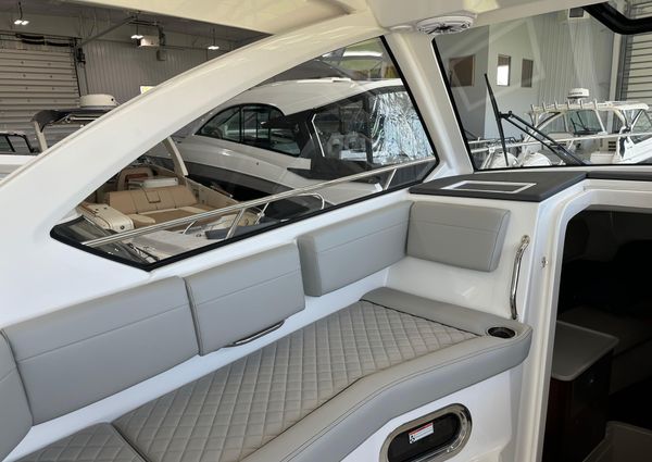 Pursuit OS-325-OFFSHORE image