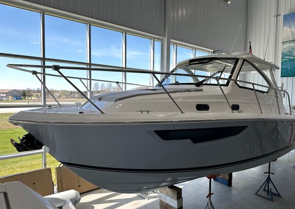 Pursuit OS-325-OFFSHORE image