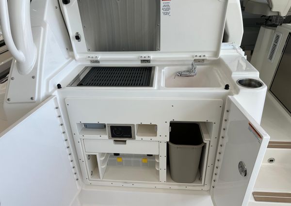 Pursuit OS-325-OFFSHORE image