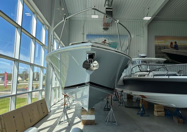 Pursuit OS-325-OFFSHORE image