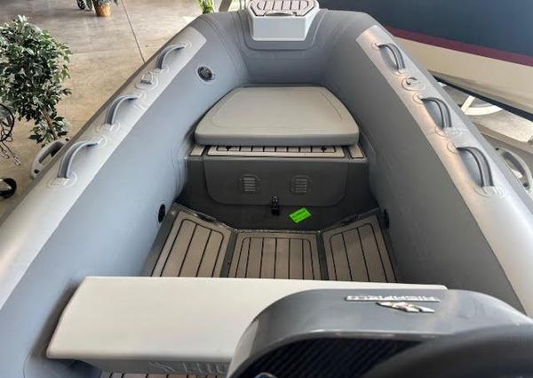 Highfield CL380 image