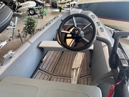 Highfield CL380 image