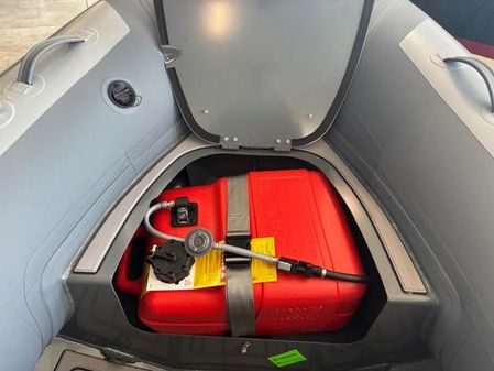 Highfield CL380 image