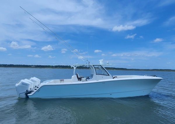 Front-runner 37-CATAMARAN image