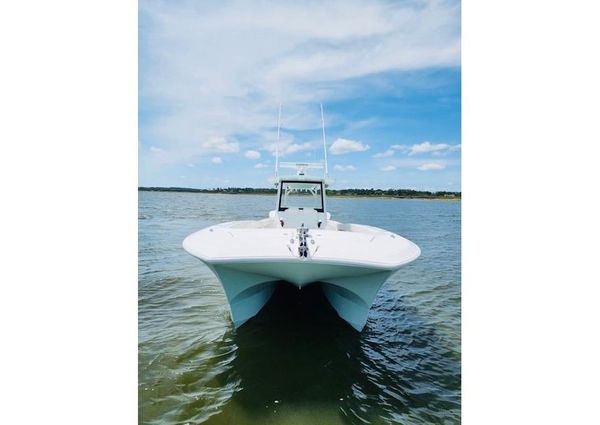 Front-runner 37-CATAMARAN image