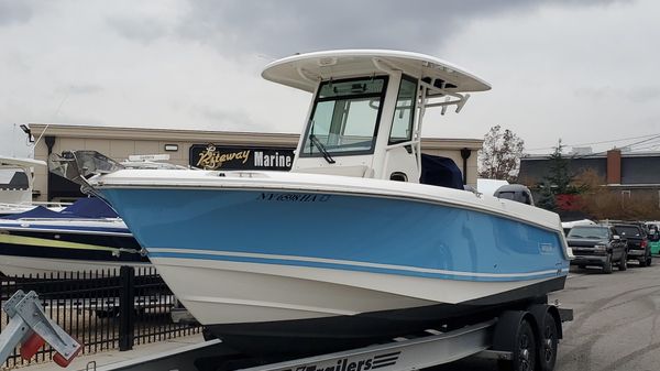 Boston Whaler 250 Outrage