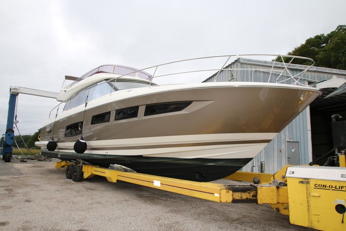 2014 Prestige Yachts 550 2014 Prestige Yachts 550