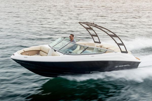 Regal 2000 ES Bowrider - main image