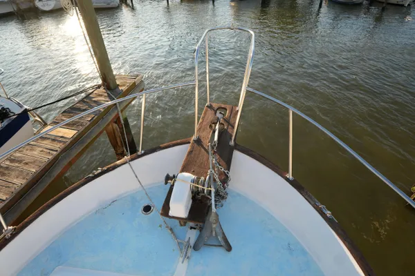 Californian 34 Trawler image