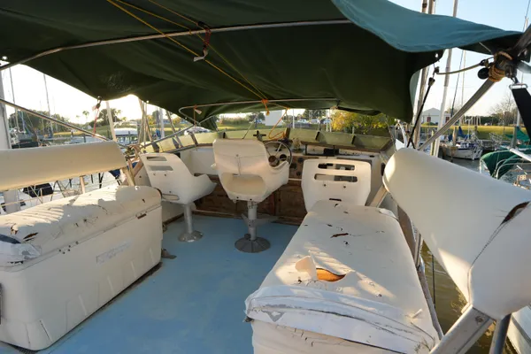 Californian 34 Trawler image