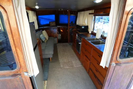 Californian 34 Trawler image