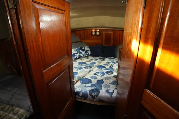 Californian 34 Trawler image