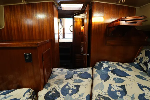 Californian 34 Trawler image