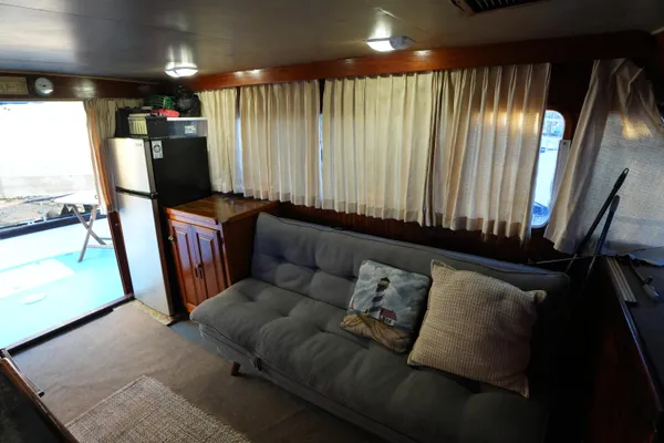 Californian 34 Trawler image