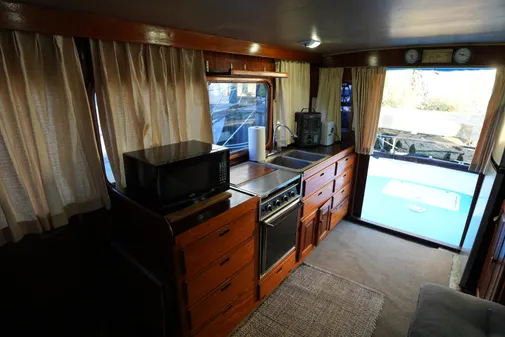 Californian 34 Trawler image